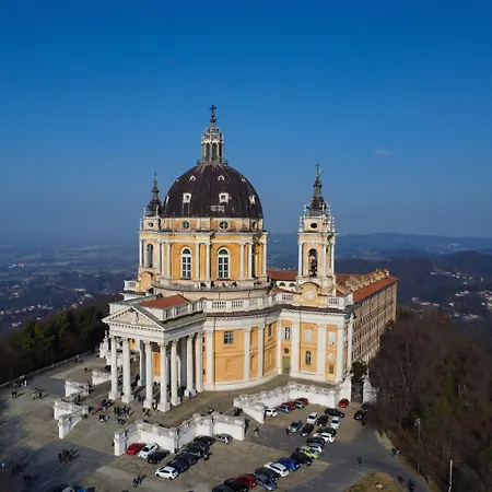 Domus 酒店 卡塞勒托瑞尼斯